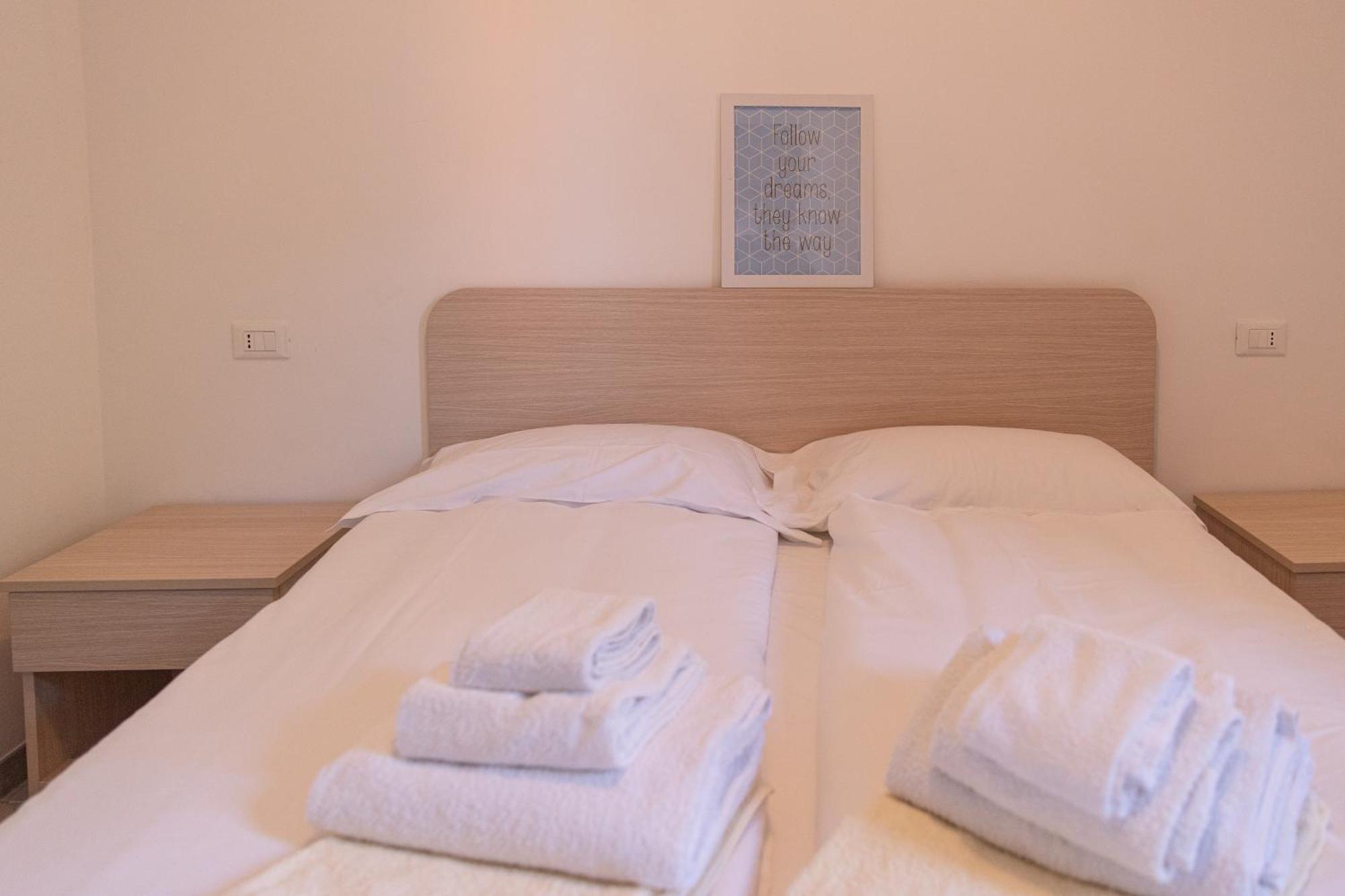 פסקיארה דל גארדה Prestige Garda Home - Ai Cappuccini מראה חיצוני תמונה