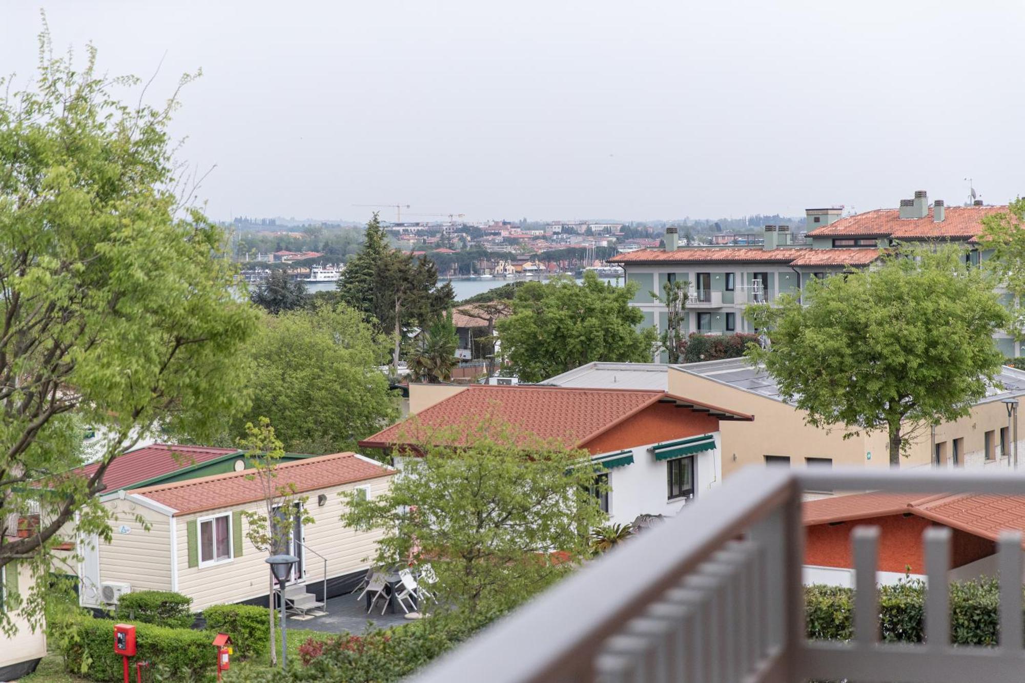 פסקיארה דל גארדה Prestige Garda Home - Ai Cappuccini מראה חיצוני תמונה