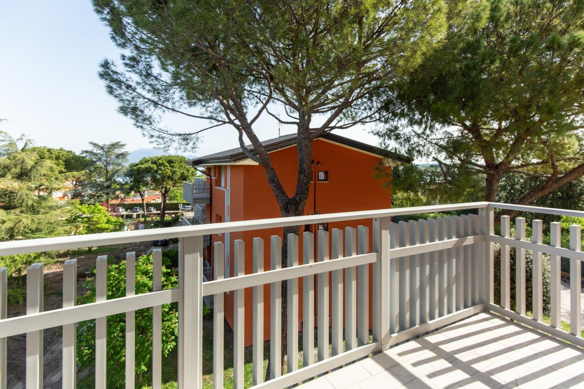 פסקיארה דל גארדה Prestige Garda Home - Ai Cappuccini מראה חיצוני תמונה