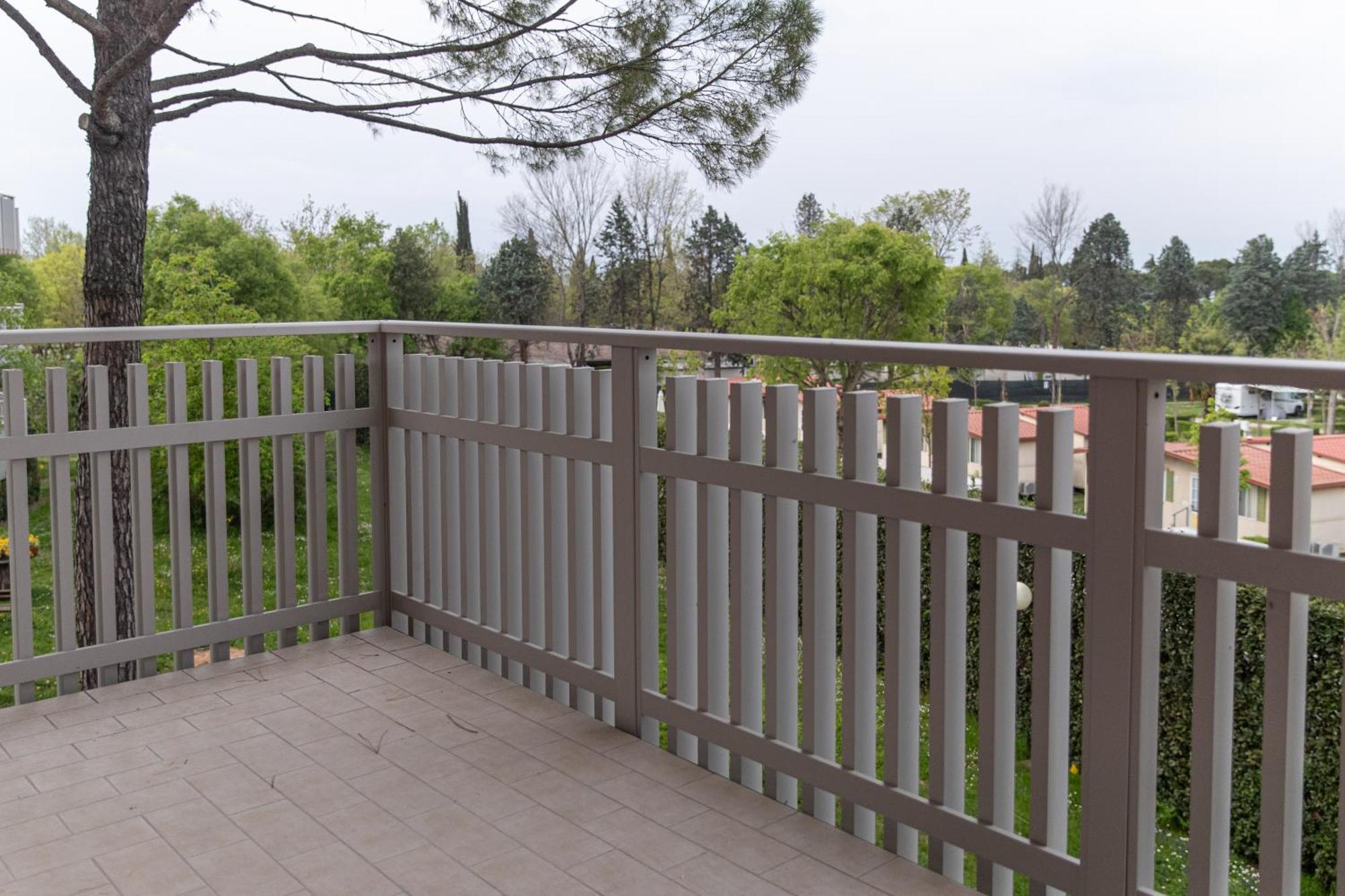 פסקיארה דל גארדה Prestige Garda Home - Ai Cappuccini מראה חיצוני תמונה