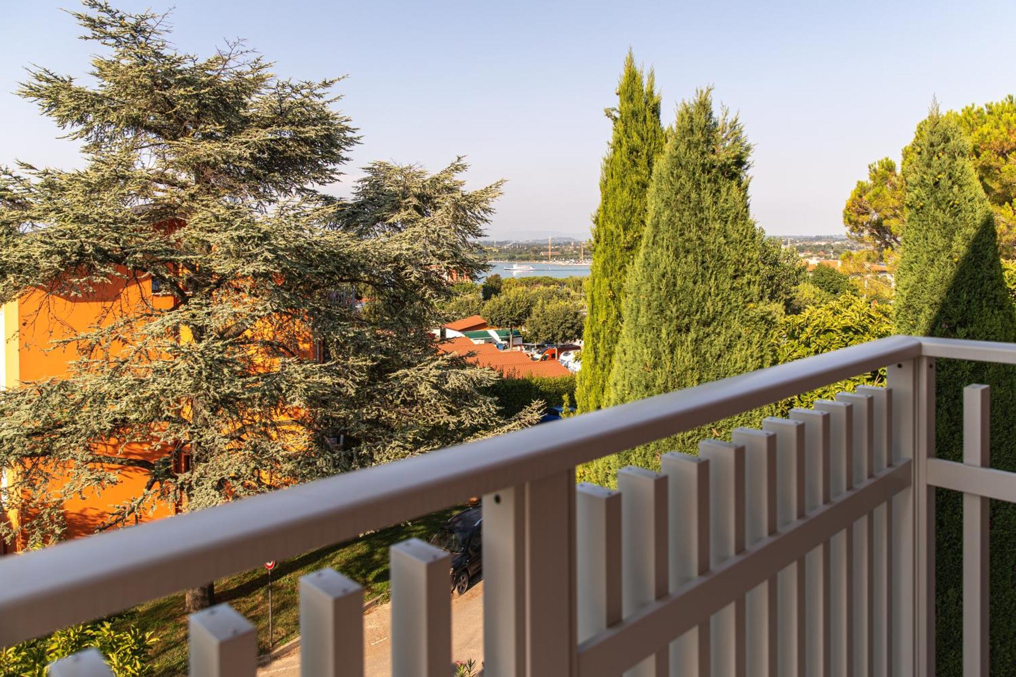 פסקיארה דל גארדה Prestige Garda Home - Ai Cappuccini מראה חיצוני תמונה