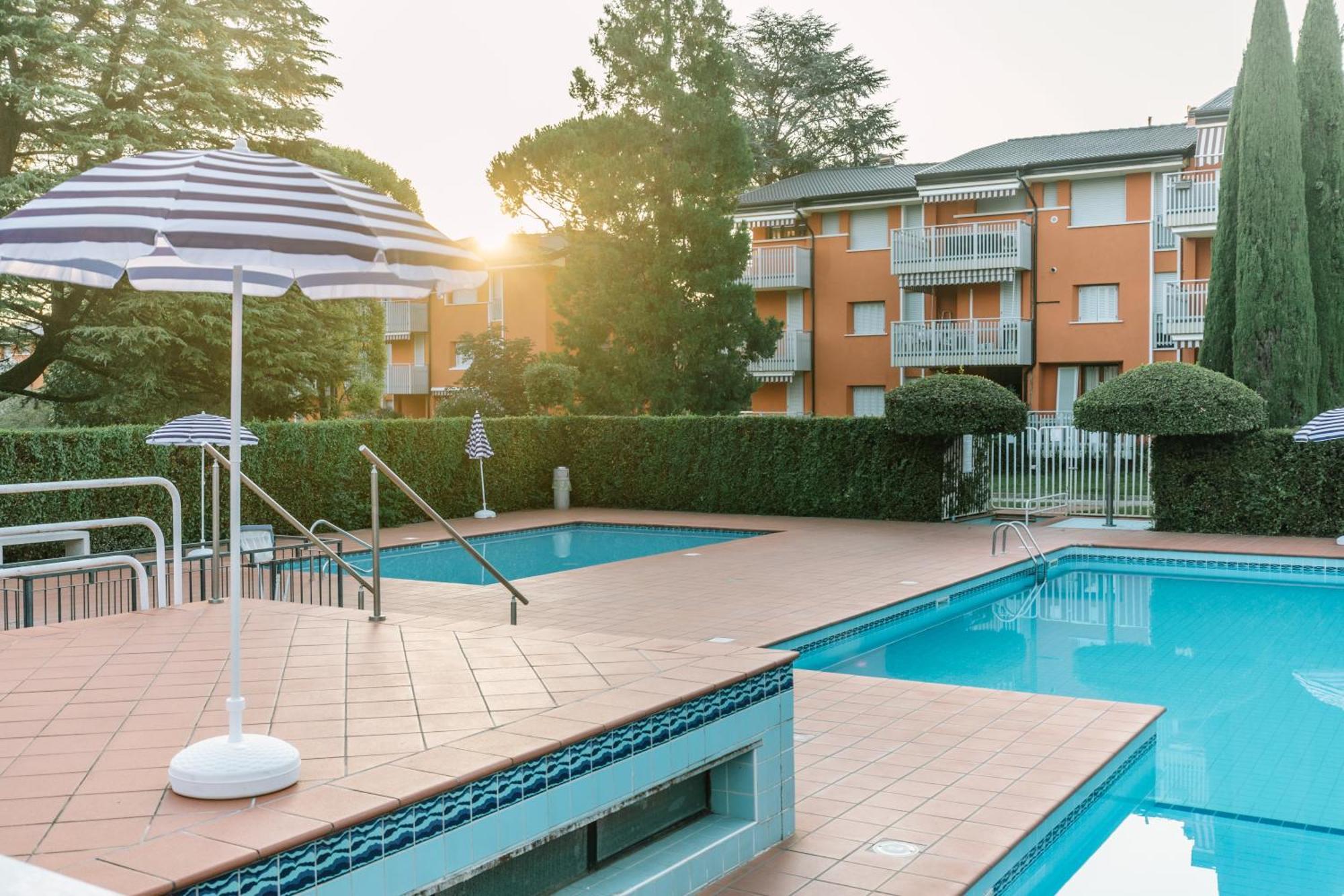 פסקיארה דל גארדה Prestige Garda Home - Ai Cappuccini מראה חיצוני תמונה